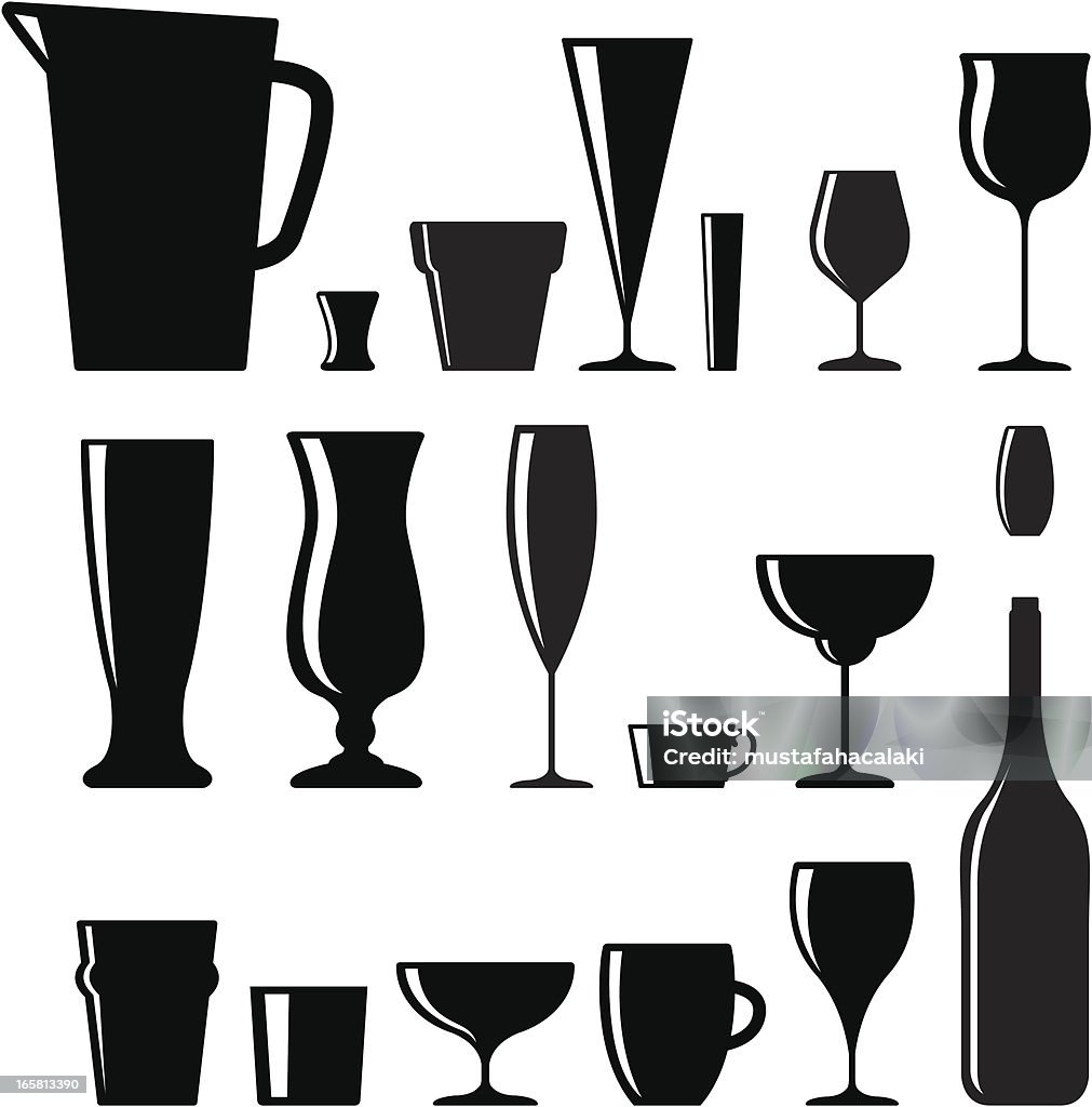 Napój okulary zestaw - Grafika wektorowa royalty-free (Alkohol - napój)