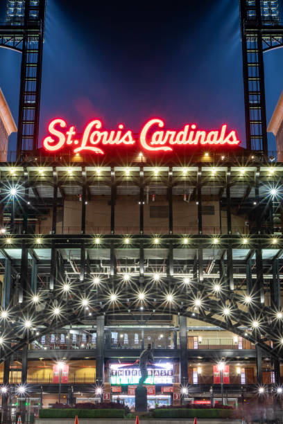 busch-stadion in st. louis, missouri - major league baseball stock-fotos und bilder