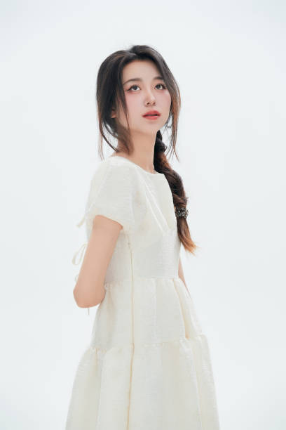 istock A Chinese female college student against a white background 1658276509