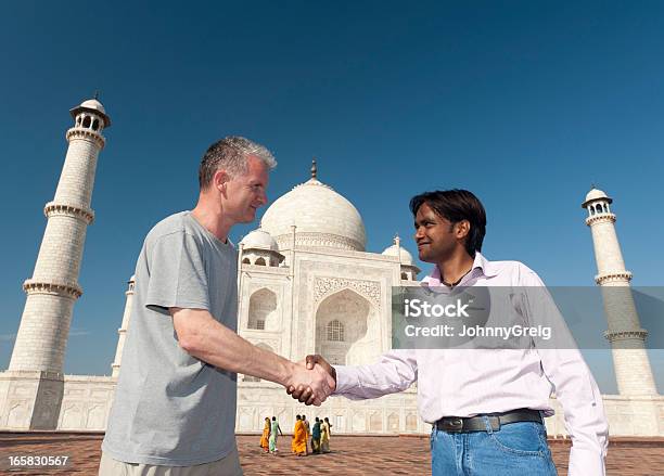 Photo libre de droit de Affaire En Inde banque d'images et plus d'images libres de droit de Agra - Agra, Face à face, Poignée de main