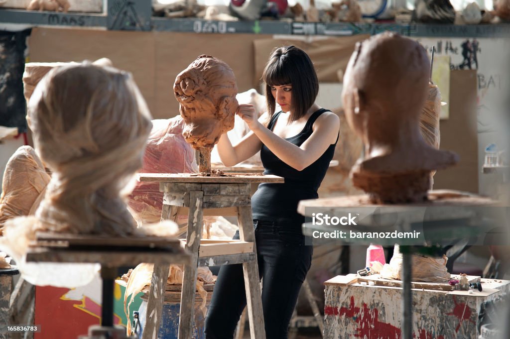 Escultura de taller - Foto de stock de Escultor libre de derechos