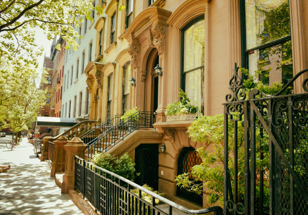 istock Brooklyn Brownstones. 1658588323