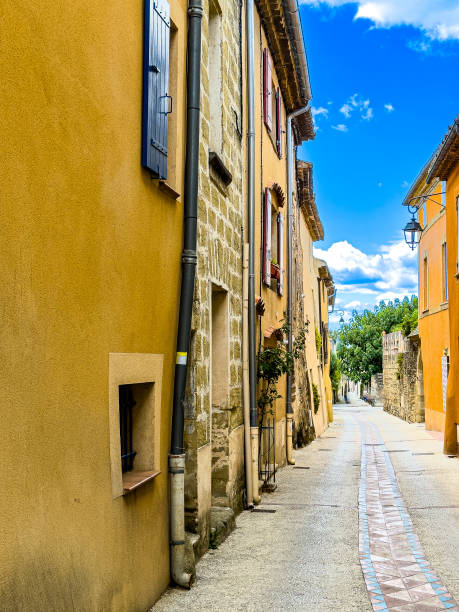 istock Charming Saint-Quentin-la-Poterie: Exploring the Timeless Village Streets 1658695931