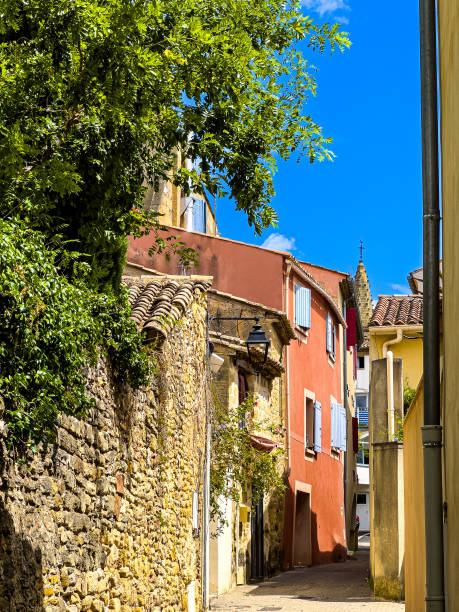 istock Charming Saint-Quentin-la-Poterie: Exploring the Timeless Village Streets 1658696467