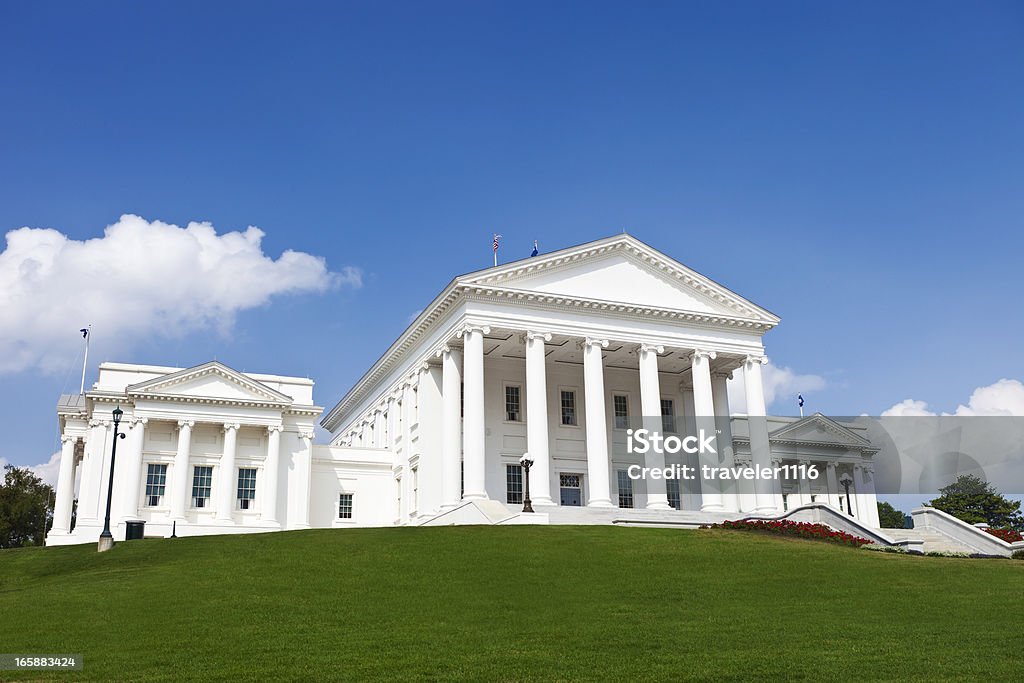 O Capitólio do Estado em Richmond, Virginia - Foto de stock de Capitólio do Estado de Virginia royalty-free