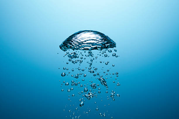 bulles-oxygène sous l'eau bleu de la mer, arrière-plans de - bubble water underwater drop photos et images de collection