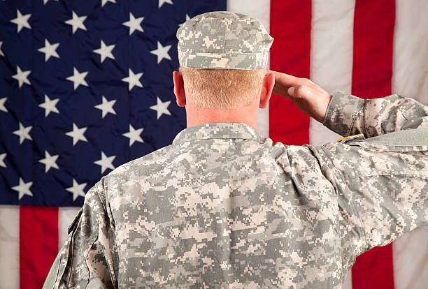 istock American Soldier Saluting 165890801
