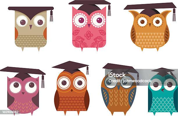 Wise Owls Stock Vektor Art und mehr Bilder von Eule - Eule, Doktorhut, Bildung