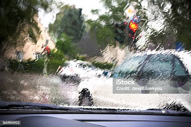 Traffik 통해 비 자동차 창 폭풍에 대한 스톡 사진 및 기타 이미지 - 폭풍, 유리 닦개, 0명