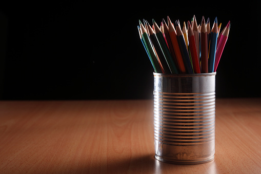 side view of the color pencils