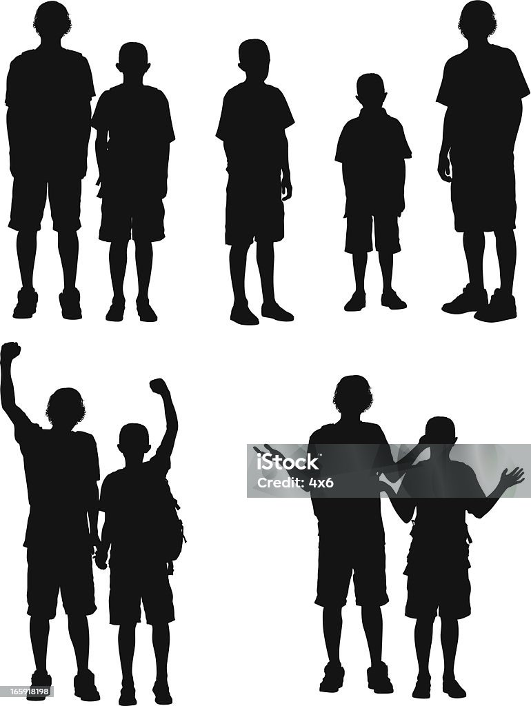 Silhouette di ragazzi - arte vettoriale royalty-free di Sagoma - Controluce