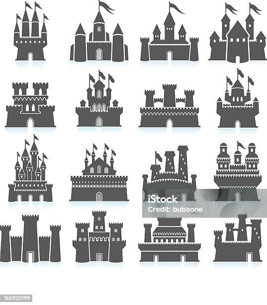 Ilustración de Medieval Castle Y Fortaleza Conjunto De Iconos Vectoriales Sin Royalties y más Vectores Libres de Derechos de Castillo - Estructura de edificio