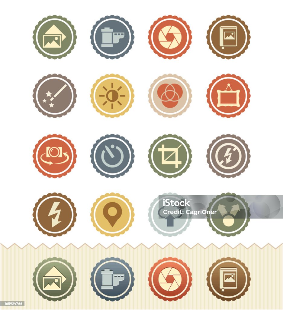 Photography Icons : Vintage Badge Series  http://www.appwitch.com/cagri/retro.png Downloading stock vector