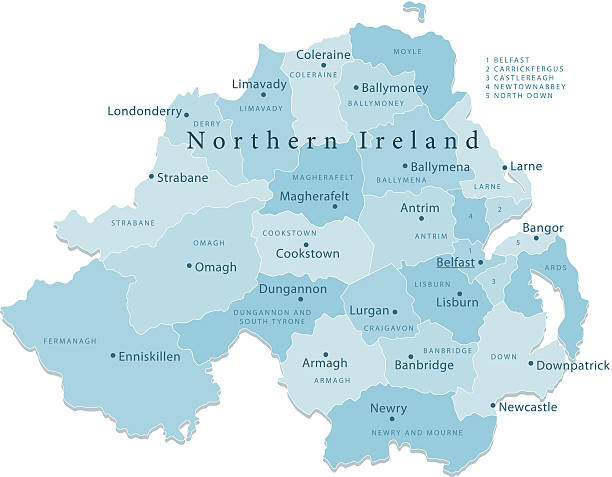 ilustraciones, imágenes clip art, dibujos animados e iconos de stock de vector de mapa de irlanda del norte de las regiones aisladas - northern ireland