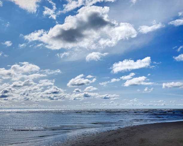 istock Over the tide on a sunny day 1659349332