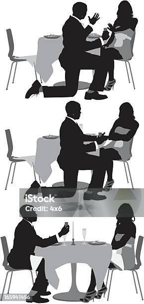 Silhouette Dun Homme Propose À Sa Petite Amie Vecteurs libres de droits et plus d'images vectorielles de Adulte - Adulte, Affectueux, Agenouillé