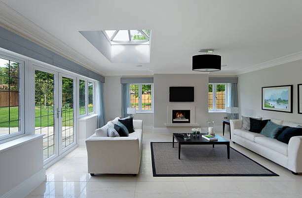 amplia sala de estar - wide house luxury residential structure fotografías e imágenes de stock