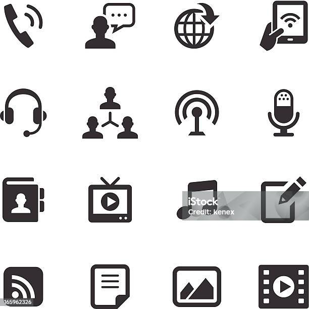 Monoicons Set Soziale Medien Stock Vektor Art und mehr Bilder von Icon - Icon, Podcasting, Am Telefon