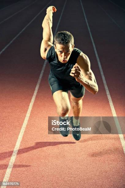 Go - Fotografie stock e altre immagini di Correre - Correre, Rivolto verso l'obiettivo, Struttura muscolare del torso