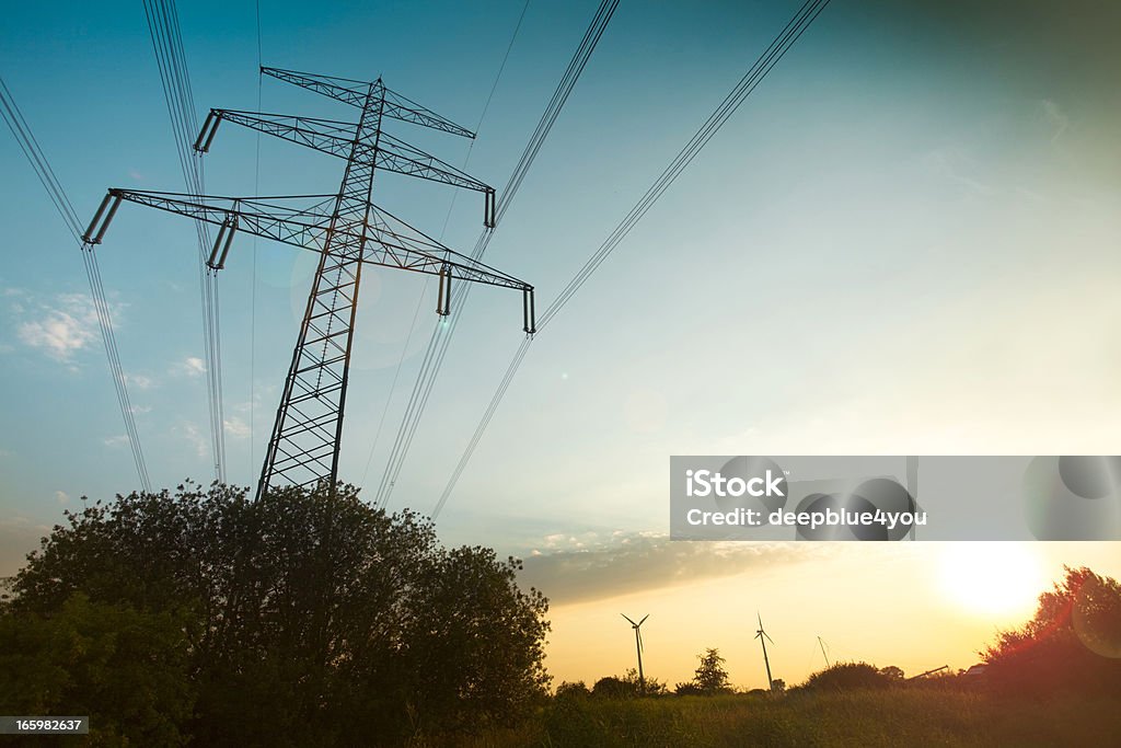 Energia rinnovabili - Foto stock royalty-free di Alta tensione