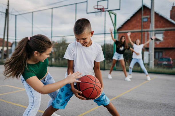 istock Kids are playing basketball 1660179055