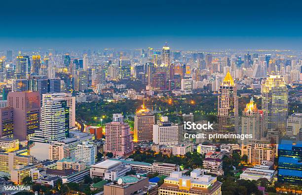 Foto de Vista Panorâmica Da Paisagem Urbana Na Ásia e mais fotos de stock de Ajardinado - Ajardinado, Alto - Descrição Geral, Apartamento