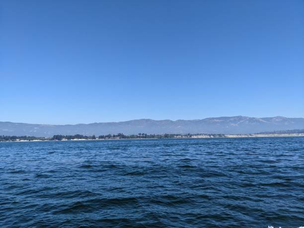 istock Santa Barbara Mountains and Ocean 1660575452
