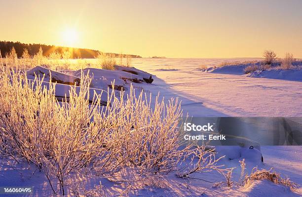 Paisaje De Invierno Foto de stock y más banco de imágenes de Embarcación marina - Embarcación marina, Invierno, Aire libre