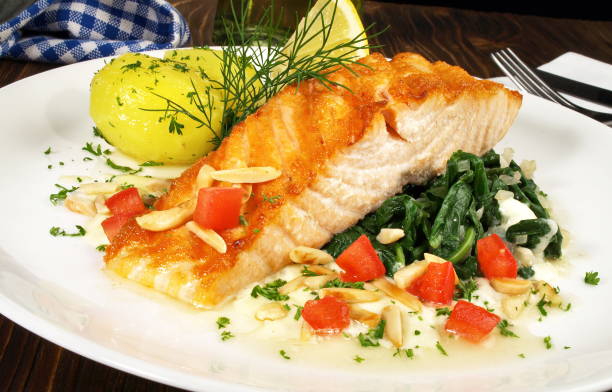 istock Salmon with Spinach and Potatoes - Fish Fillet 1660720205