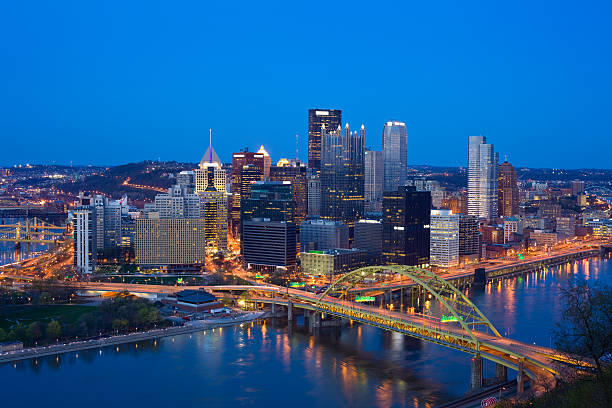 Pittsburgh, Pennsylvania, USA Cityscape of Pittsburgh, Pennsylvania, USA arch bridge photos stock pictures, royalty-free photos & images