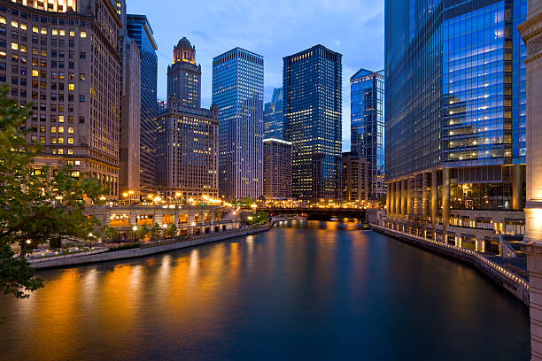 de chicago, illinois, eua - chicago at night fotografías e imágenes de stock