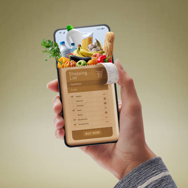 online-lebensmitteleinkaufs-app auf dem smartphone - einkaufszettel stock-fotos und bilder
