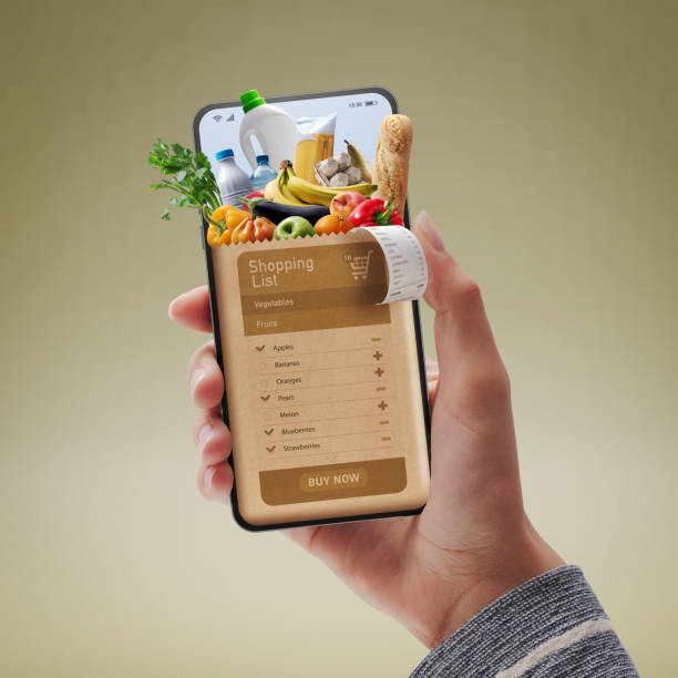 istock Online grocery shopping app on smartphone 1660821332