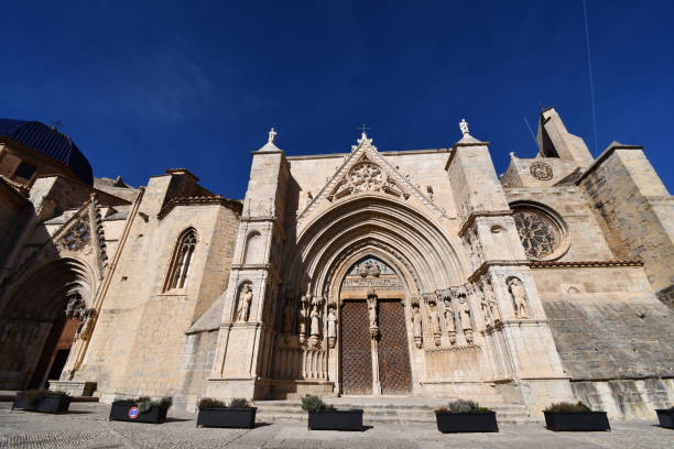 istock Morella church 1660856770