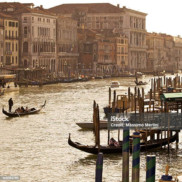 Photo libre de droit de Grand Canal Au Coucher Du Soleil banque d'images et plus d'images libres de droit de Venise - Venise, Bâtiment vu de l'extérieur, Canal - Eau vive