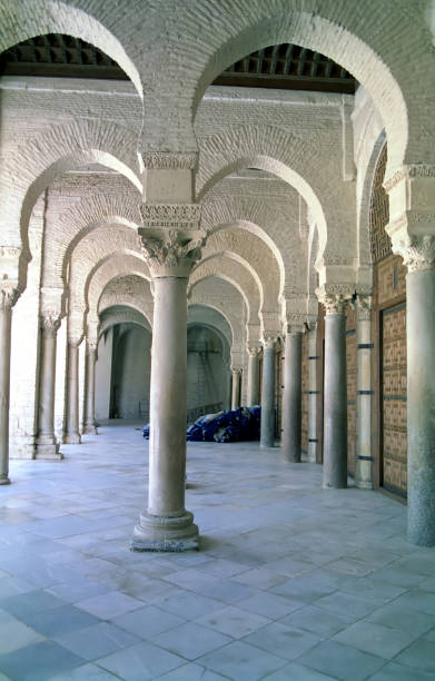 istock view of the columns of the mosque 1660978708