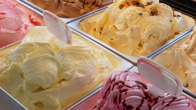 HD DOLLY: Ice Cream In Tubs