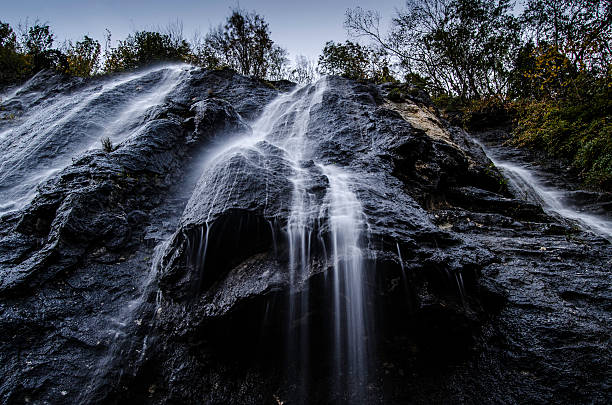 Cascata no monte catria - fotografia de stock