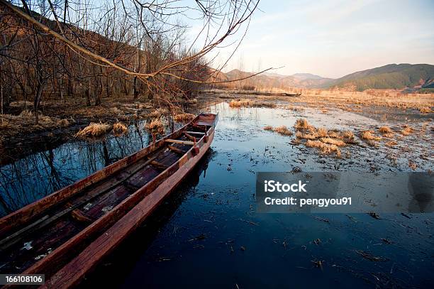 윈난성 중국 루구 호수 풍경 0명에 대한 스톡 사진 및 기타 이미지 - 0명, 가을, 겨울