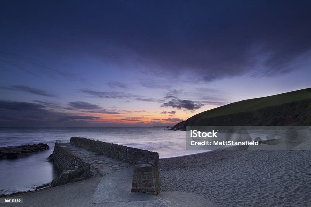 Portwrinkle в сумерки - Стоковые фото Whitsand Bay роялти-фри