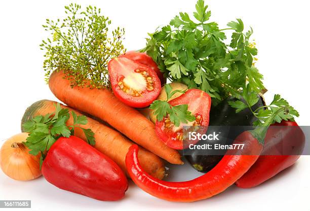 Photo libre de droit de Légumes Frais Pour Les Aliments Diététiques banque d'images et plus d'images libres de droit de Aliment - Aliment, Carotte, Cosse