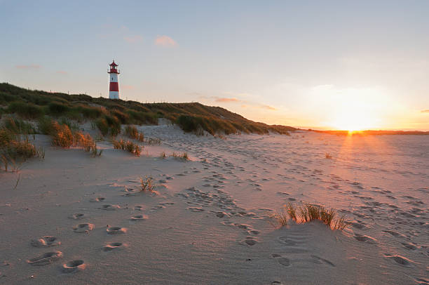 faro lista east - lighthouse beacon north sea coastal feature fotografías e imágenes de stock