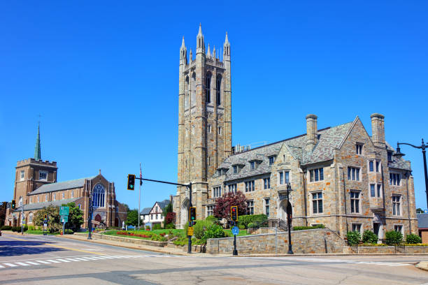 rathaus von norwood, massachusetts - verwaltungsbezirk norfolk county stock-fotos und bilder