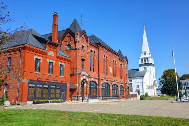 istock Holbrook, Massachusetts Town Hall 1661285231