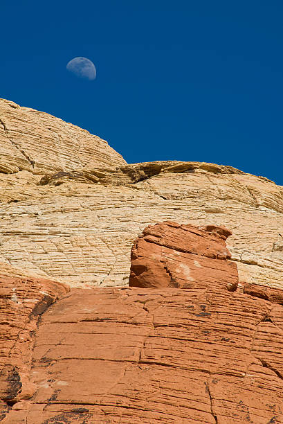 istock moonrise over Red Rock Canyon 166145671