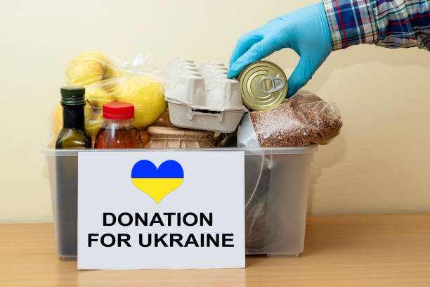istock Food box for Ukrainian refugees. 1661477835