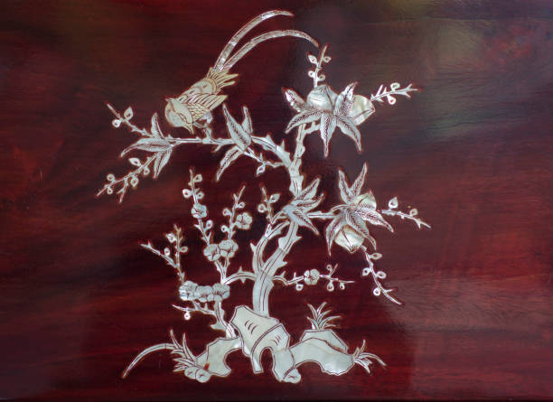 Asian-style art motifs that are handcrafted by hand.