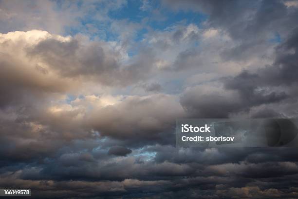 Foto de Fundo Natural Céu Tempestuoso e mais fotos de stock de Abstrato - Abstrato, Beleza natural - Natureza, Chuva