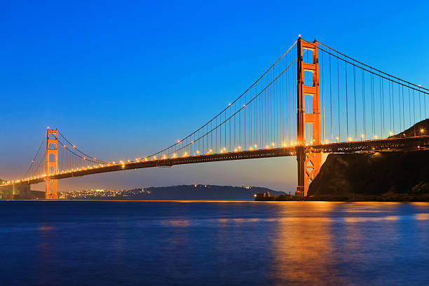 puente golden gate - golden gate bridge night bridge san francisco bay fotografías e imágenes de stock