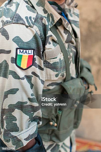 Foto de Homem Africano e mais fotos de stock de Mali - Mali, Soldado - Exército, Exército